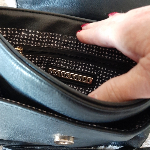 ANTIK KRAFT - Faux Leather Crossbody Snap Front Black - Picture 4 of 13